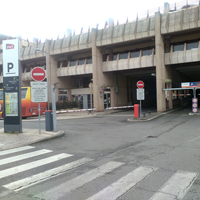 Dijon bus stop RJ1